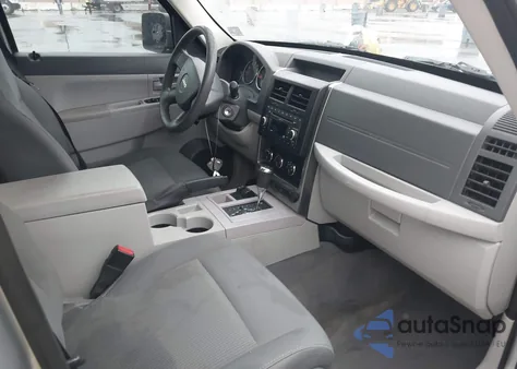 2008 Jeep Liberty Sport из США, поврежденный, VIN 1J8GN28KX8W277967